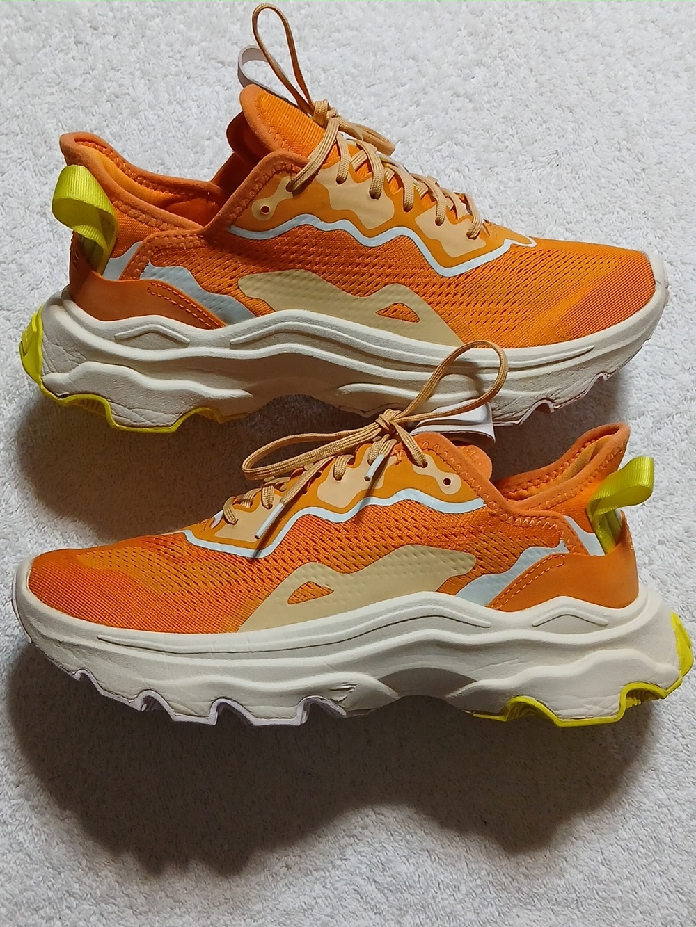 SOREL kinetic Breakthru Day Lace Sneakers Size 9.5 Women's
